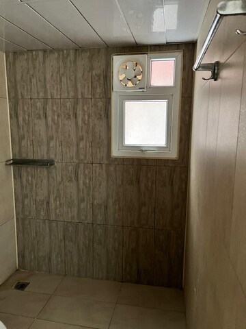 Room in 3 BHK Apartment at Prestige Sunrise Park, Electronic City Phase I – for Rent