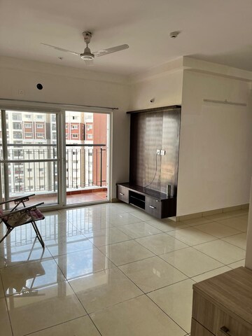 Room in 3 BHK Apartment at Prestige Sunrise Park, Electronic City Phase I – for Rent