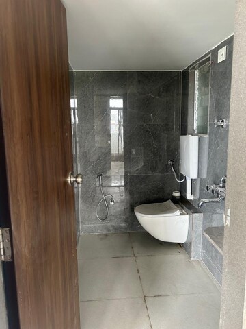 Bathroom in 1 BHK Apartment at Soham Apartment Nalasopara West, Nalasopara West – for Rent