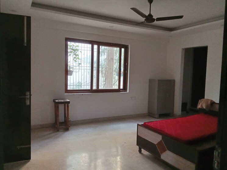 Living Room, vasant kunj 3 Bedroom 2250 Sq.Ft. Builder Floor In Vasant Kunj Delhi 8153129