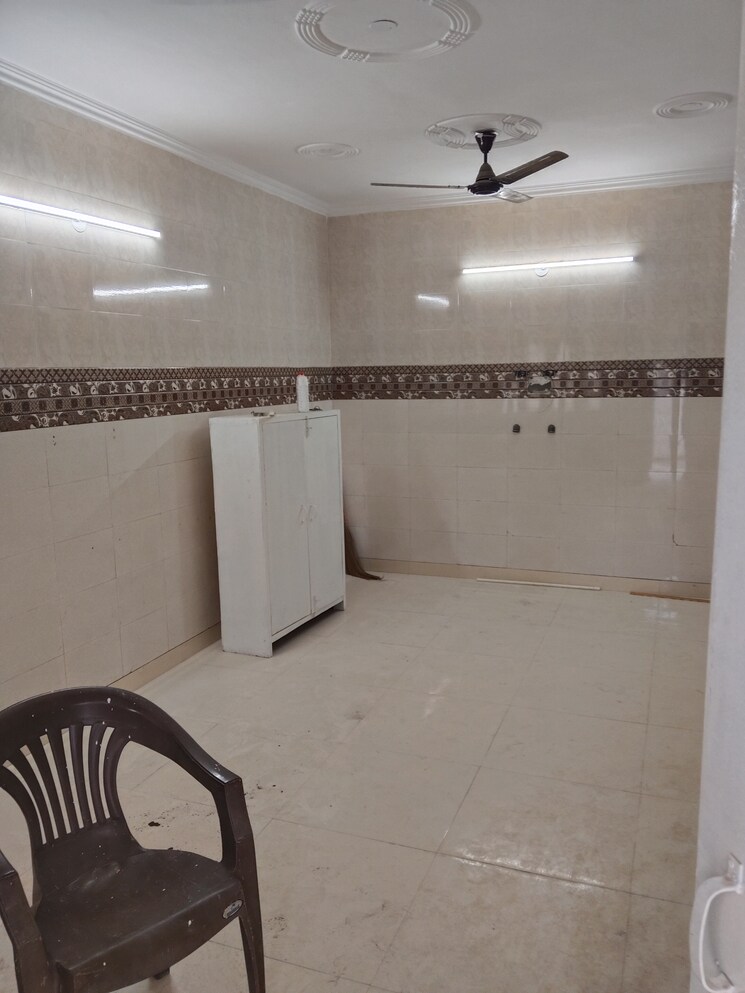 Bathroom, rwa-apartments 6 Bedroom 162 Sq.Mt. Independent House In Sector 31 Noida 8153177