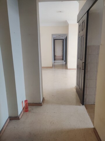 Room in 3 BHK Apartment at Sector 50 – for Rent