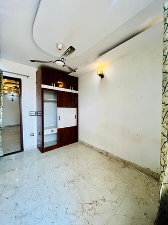 2 BHK Builder Floor For Rent in Dwarka Mor Delhi  8153220