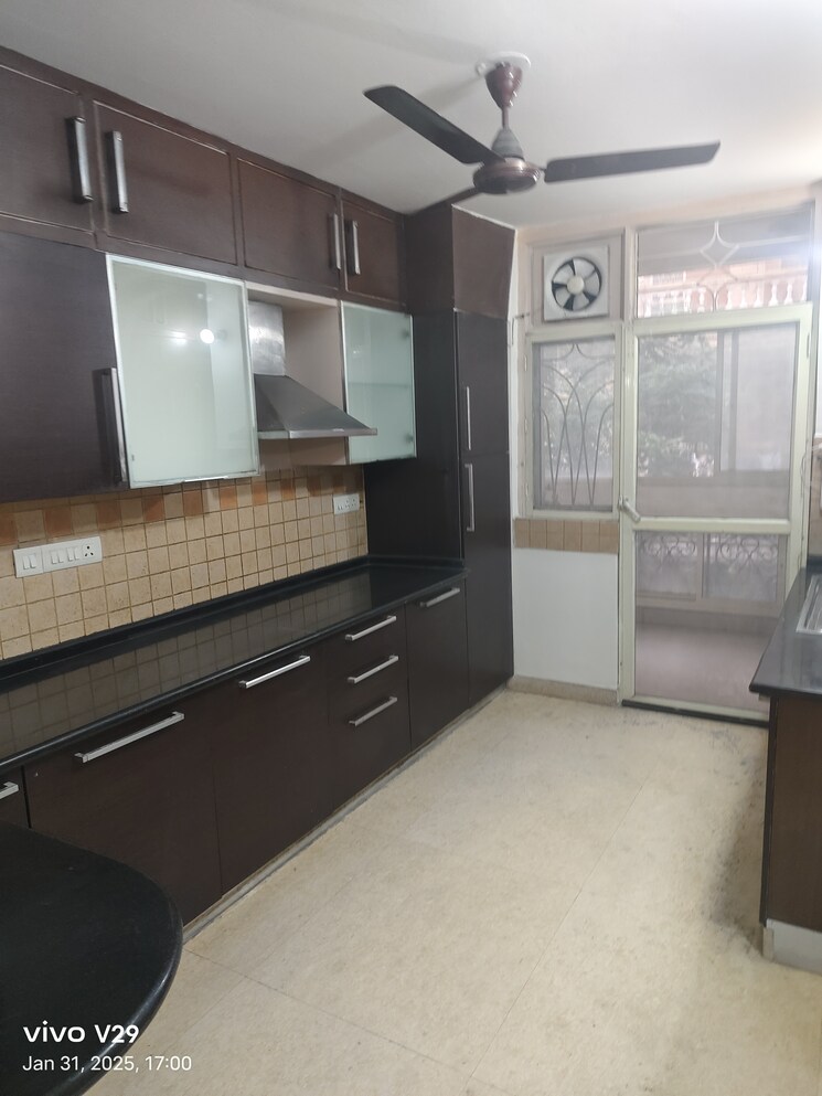Kitchen, vipul-greens 3 Bedroom 1860 Sq.Ft. Apartment In Sector 48 Gurgaon 8153216