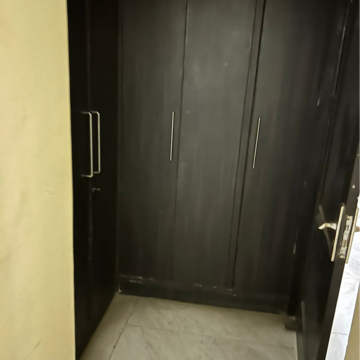Bathroom in 3.5 BHK Villa at Sector 21 – for Rent