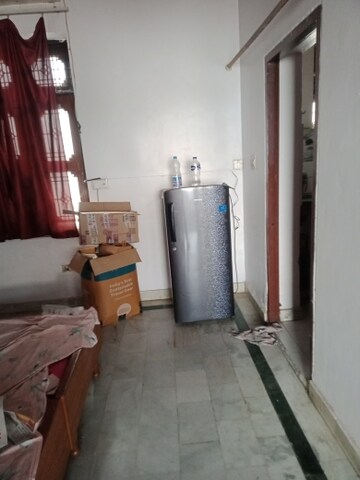 Living Room in 1 BHK Villa at Aliganj – for Rent