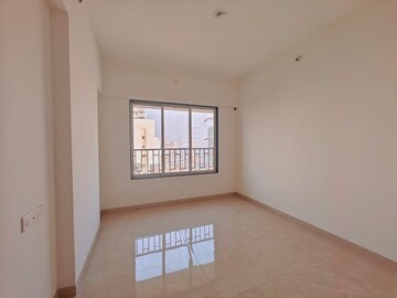 Room in 3 BHK Apartment at Pallavi Chhaya CHS, Chembur – for Sale