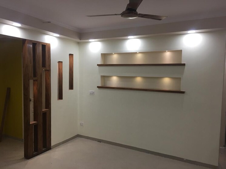 Room, logix-blossom-county 2.5 Bedroom 1040 Sq.Ft. Apartment In Sector 137 Noida 8153548