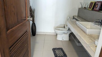 Bathroom in 3.5 BHK Apartment at Marvel Diva 2, Hadapsar – for Rent