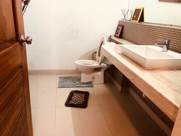 Attached Bathroom in 3.5 BHK Apartment at Marvel Diva 2, Hadapsar – for Rent