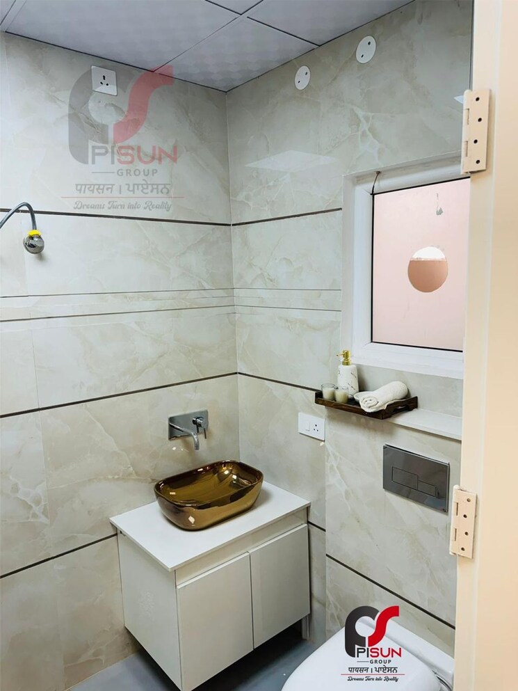 Bathroom, kharar mohali road 3 Bedroom 150 Sq.Yd. Builder Floor In Kharar Mohali Road Kharar 8153560