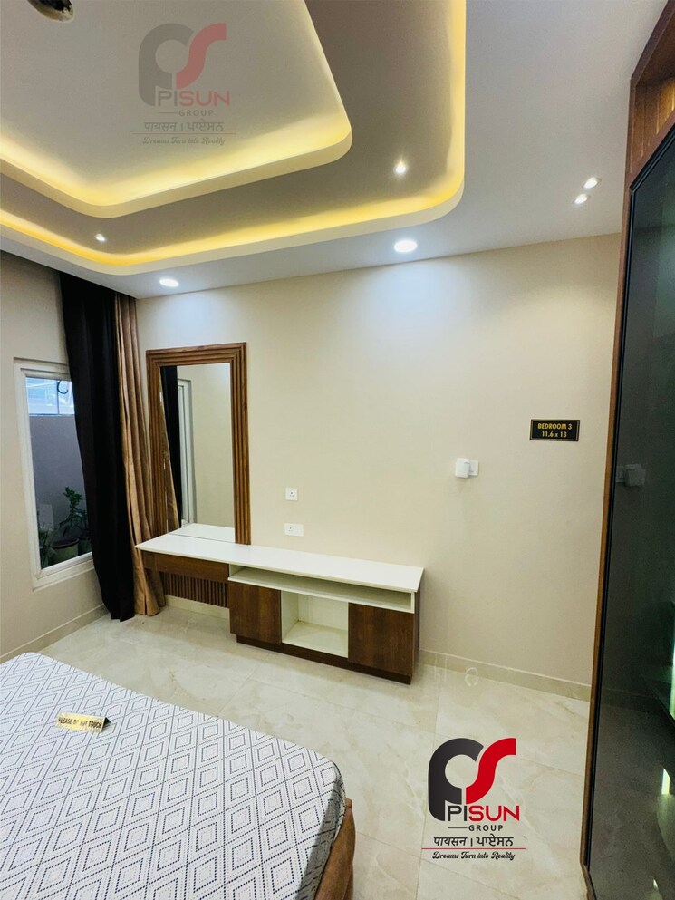 Bedroom, kharar mohali road 3 Bedroom 150 Sq.Yd. Builder Floor In Kharar Mohali Road Kharar 8153560