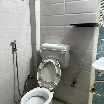 Bathroom in 1 RK Builder Floor at RWA Apartments Sector 26, Arun Vihar – for Rent