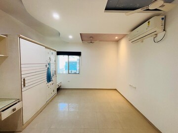 Bedroom in 5 BHK Villa at Kokapet – for Rent