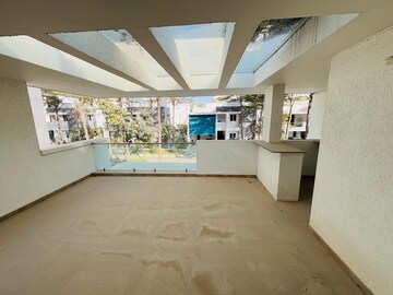 Balcony in 5 BHK Villa at Kokapet – for Rent