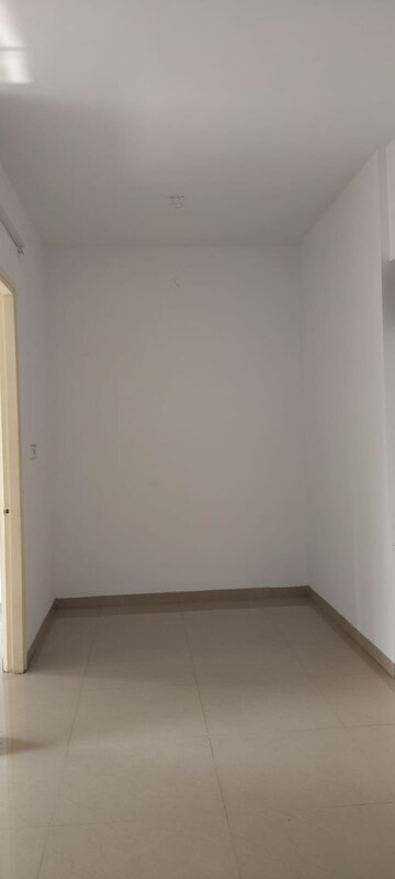 Room in 1 BHK Apartment at The Baya Central, Lower Parel – for Rent
