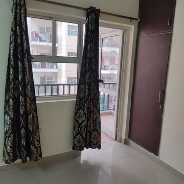 Room in 3 BHK Apartment at Bestech Park View Sanskruti, Sector 93 – for Sale