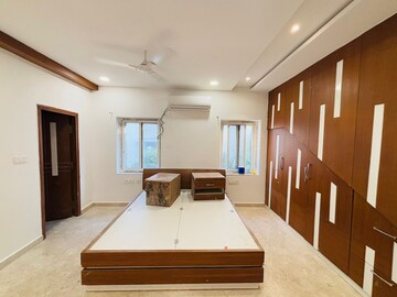 Bedroom in 5 BHK Villa at Kokapet – for Rent