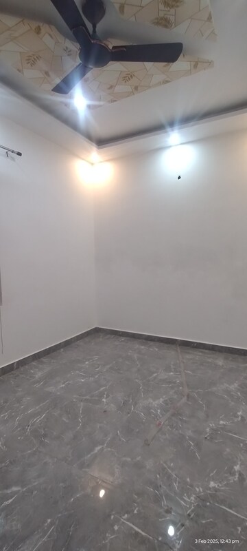 2 BHK Builder Floor For Rent in Uttam Nagar