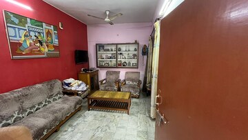 Living Room in 2 BHK Independent House at Gomti Nagar – for Rent