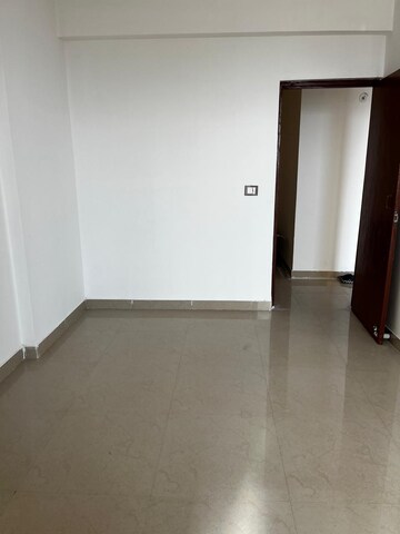 Room in 3 BHK Apartment at ROF Amaltas, Sector 92 – for Rent