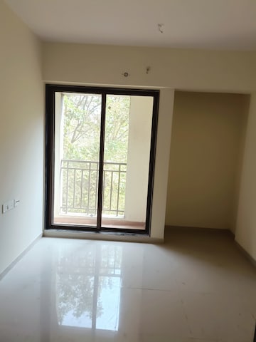 2 BHK Apartment For Resale in K M Horizon Palms III Owale Thane  8153770