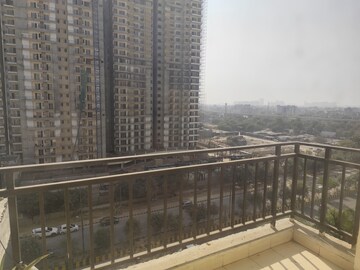 Balcony in 2.5 BHK Apartment at Futec Gateway, Sector 75 – for Rent