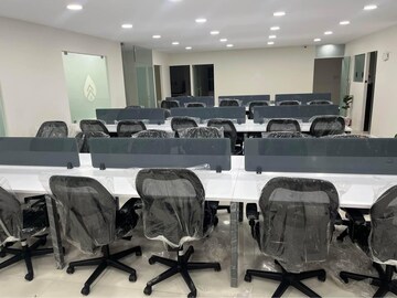 Commercial Office Space 1400 Sq.Ft. For Rent in Yashwant Niwas Road Indore  8153810