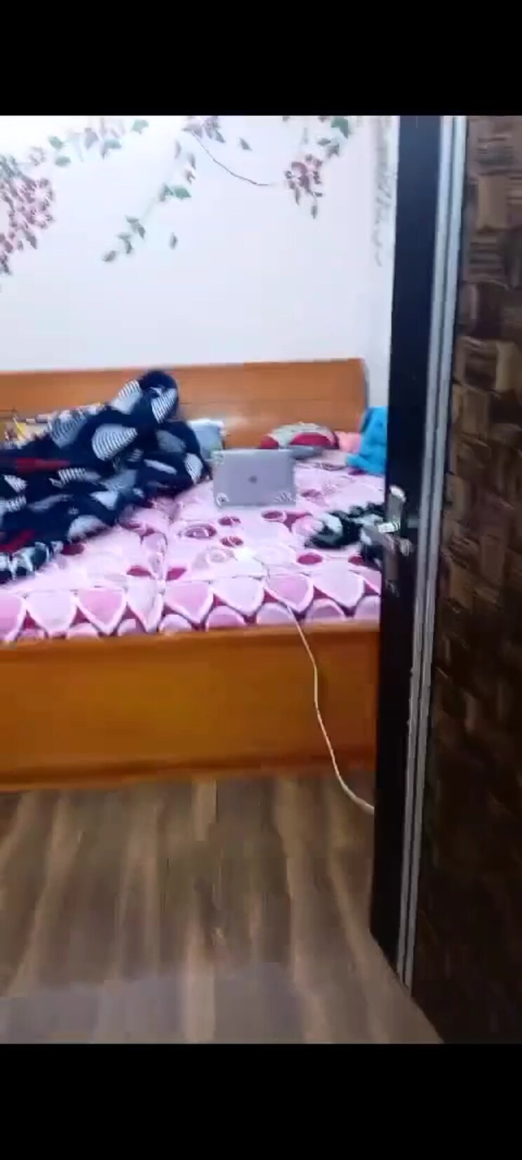 Master Bedroom, shipra-sun-tower 2 Bedroom 760 Sq.Ft. Apartment In Shipra Suncity Ghaziabad 8153843