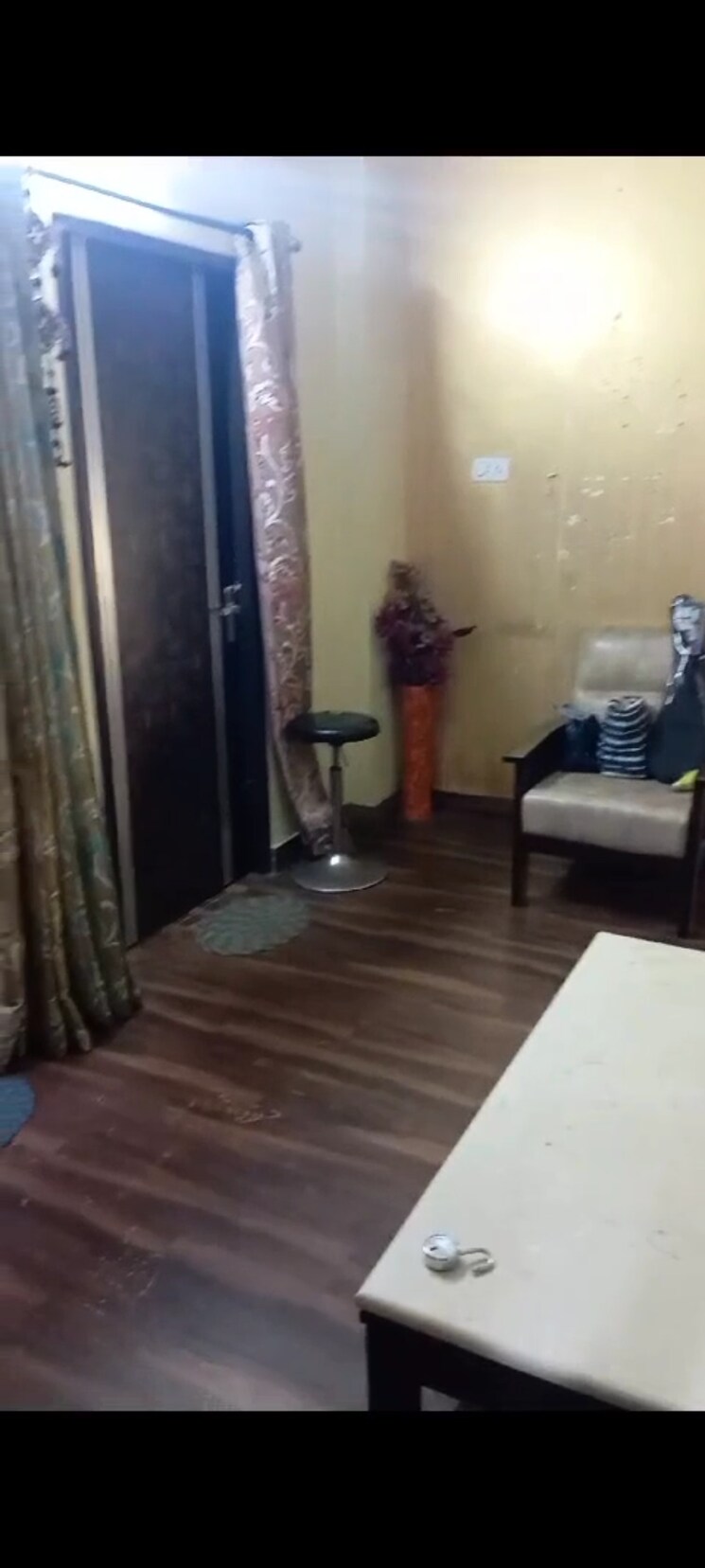 Living Room, shipra-sun-tower 2 Bedroom 760 Sq.Ft. Apartment In Shipra Suncity Ghaziabad 8153843