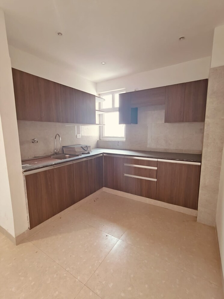 Kitchen, shubh-homes-urban-royale 2 Bedroom 900 Sq.Ft. Apartment In Shahpur Bamheta Ghaziabad 8153866