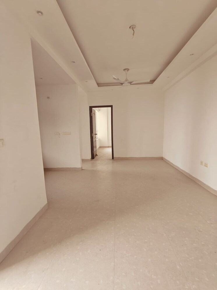 Room, shubh-homes-urban-royale 2 Bedroom 900 Sq.Ft. Apartment In Shahpur Bamheta Ghaziabad 8153866