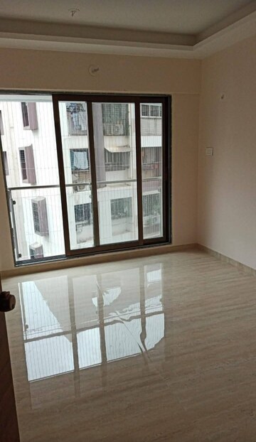 Room in 2 BHK Apartment at Godrej Prime, Chembur – for Rent
