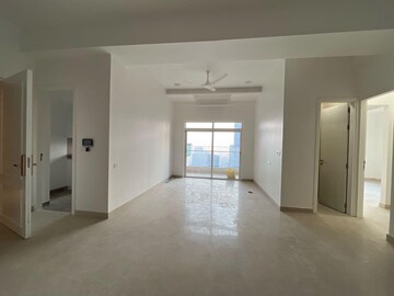 Room in 3 BHK Apartment at Indiabulls Sky Forest, Lower Parel – for Rent