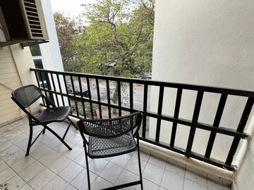 Balcony in 3 BHK Builder Floor at Ardee City, Sector 52 – for Rent