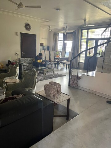 Living Room in 3.5 BHK Builder Floor at Kohli One Malibu Town, Sector 47 – for Rent