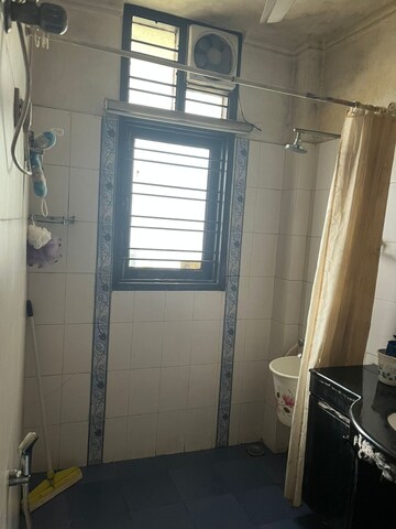 Bathroom in 3.5 BHK Builder Floor at Kohli One Malibu Town, Sector 47 – for Rent