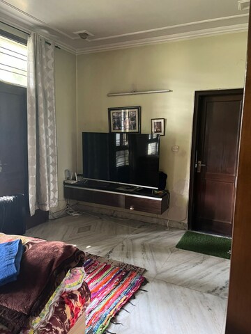 Room in 3.5 BHK Builder Floor at Kohli One Malibu Town, Sector 47 – for Rent