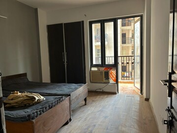 Bedroom in 2 BHK Apartment at Logix Blossom County, Sector 137 – for Rent