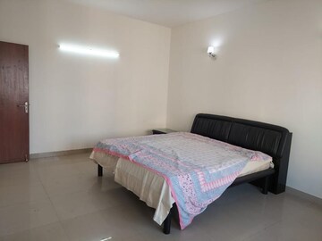 Bedroom in 3 BHK Apartment at Ardee City Palm Grove Heights, Sector 52 – for Rent