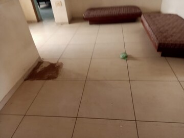 Room in 2 BHK Apartment at Jivrajpark – for Rent