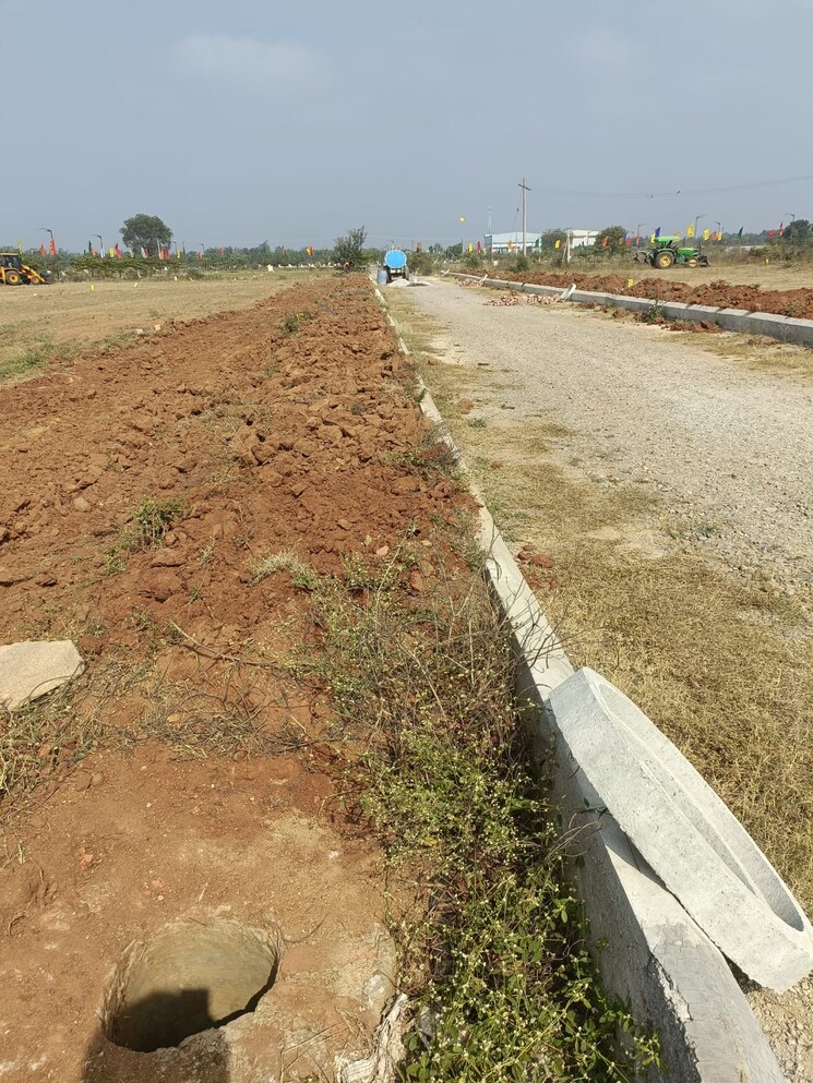 undefined, aparna-avani  200 Sq.Yd. Plot In Isnapur Hyderabad 8154007