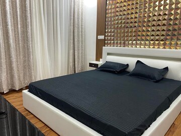Bedroom in 2 BHK Builder Floor at Ardee City, Sector 52 – for Rent
