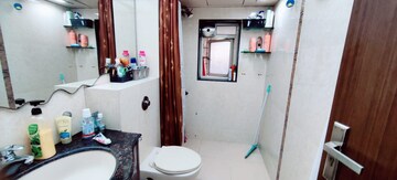 Bathroom in 2.5 BHK Apartment at Sealine Apartment, Pali Hill – for Sale