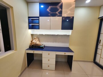 Room in 3.5 BHK Apartment at Prestige Tranquil, Kokapet – for Rent