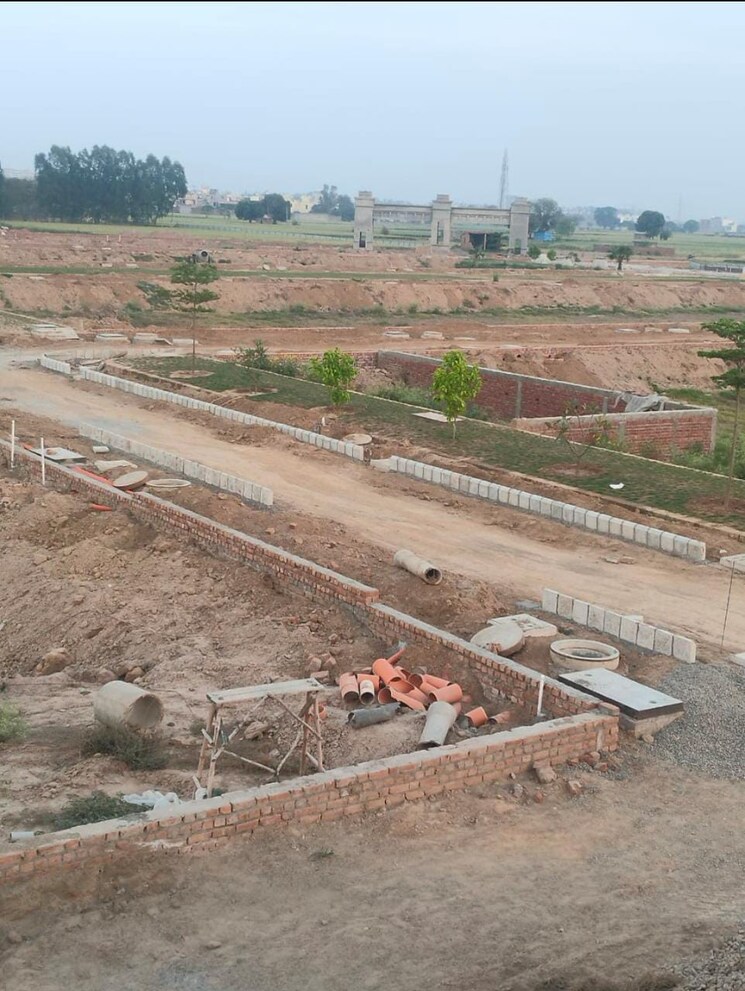 undefined, sector 12 panchkula  100 Sq.Yd. Plot In Sector 12 Panchkula Panchkula 8154106