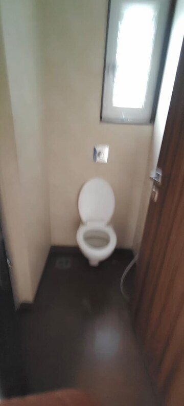 Master Bedroom in 2 BHK Apartment at Lloyds Garden, Prabhadevi – for Rent
