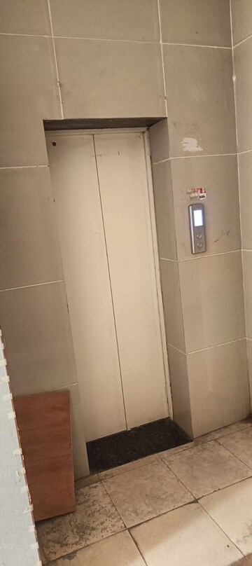 Lift in 2 BHK Apartment at Signature 360, Bagli Village – for Sale