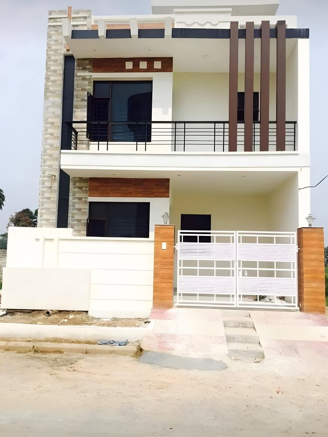 Plot For Sale in Select City Residency