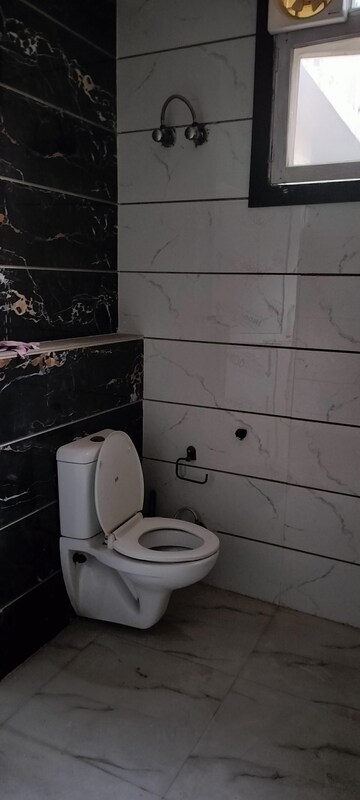Bathroom in 3 BHK Independent House at RWA Apartments Sector 39, Sector 39 – for Rent